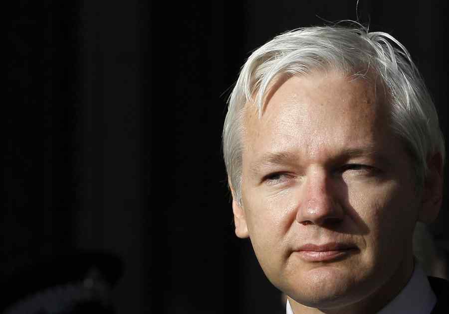 Assange se teme să nu fie asasinat