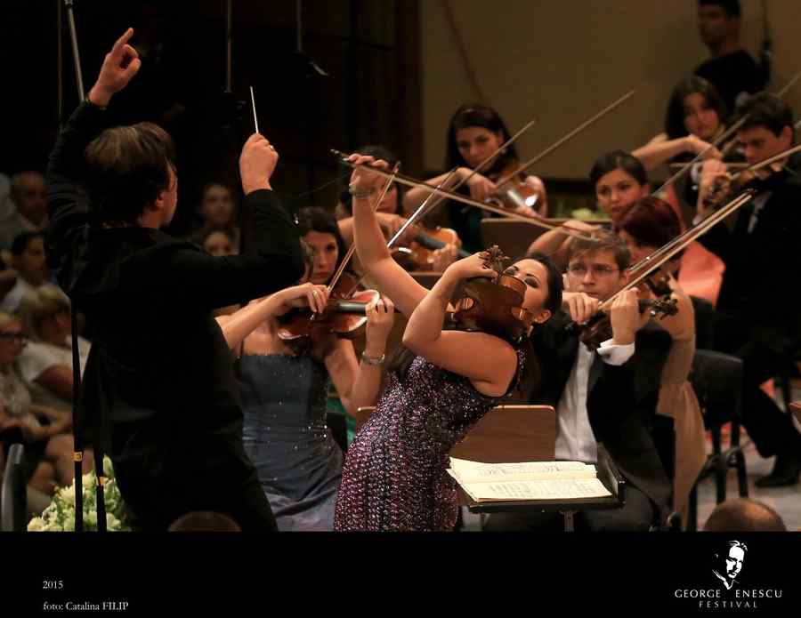 Unul dintre cei mai mari dirijori ai lumii, Zubin Mehta, pe scena Sălii Palatului