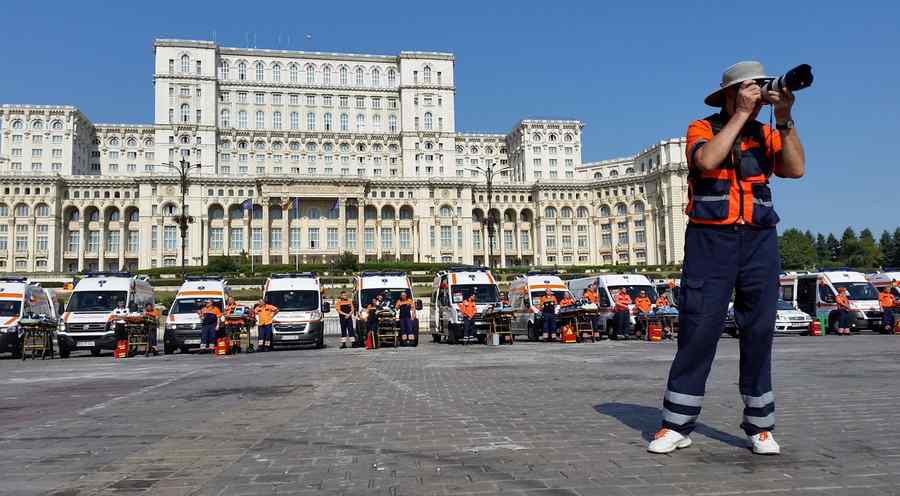 Ziua Naţională a Ambulanţei, sărbătorită pentru prima dată în România (galerie foto)