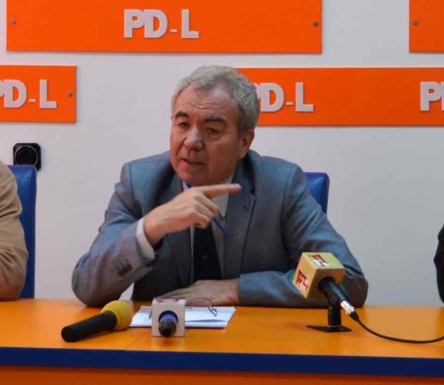 Fost deputat, reținut