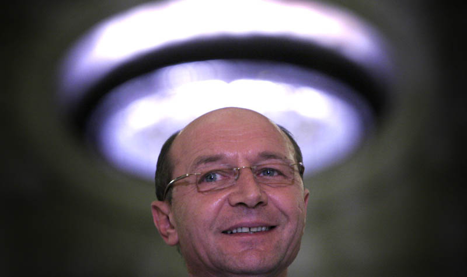 Băsescu: „Iohannis, papagal, parvenit”