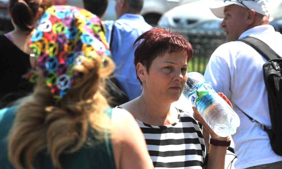 Canicula face victime și în țările vecine