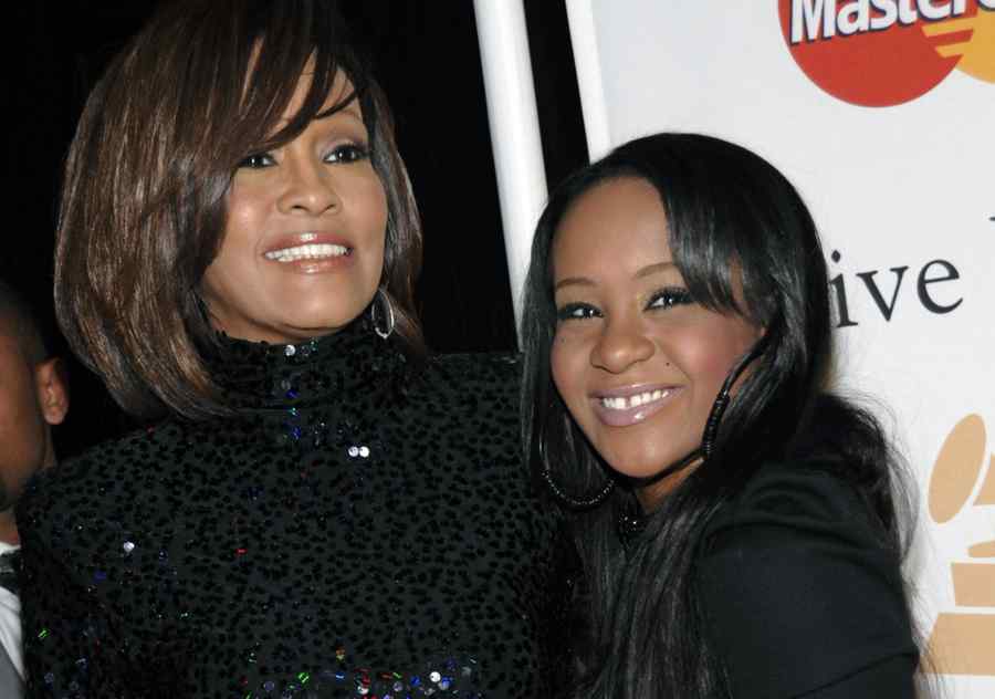 Fiica lui Whitney Houston a murit