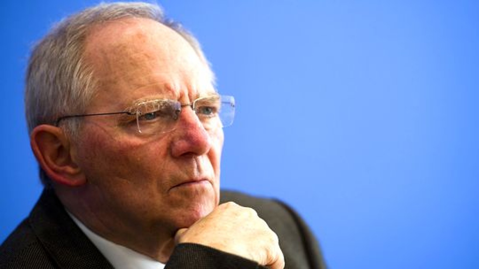 Schaeuble: Doar grecii pot decide dacă vor păstra sau nu moneda euro