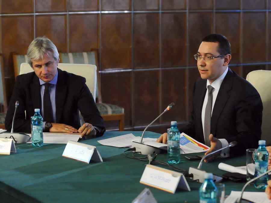 Teodorovici vrea o „reformă” care ar putea însemna disponibilizări