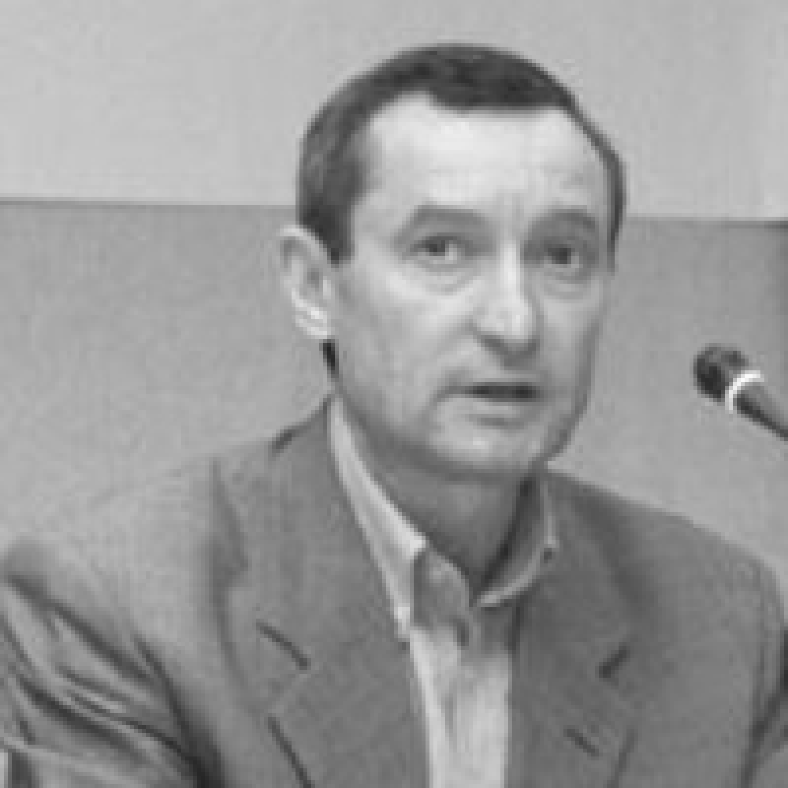 „Decomunizarea României”: fantasma unui sfert de veac