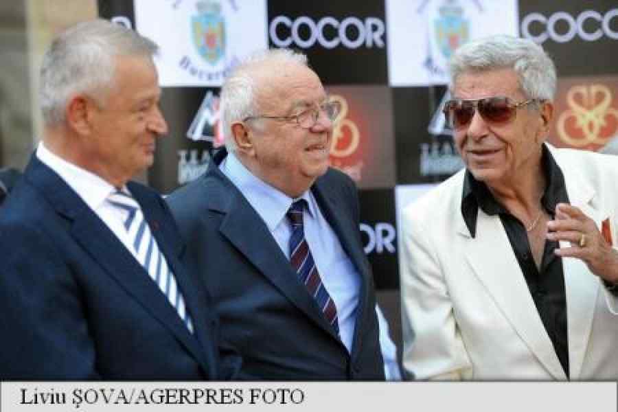 Dichiseanu, Arșinel și Nicolaescu au primit câte o stea pe Aleea Celebrităților