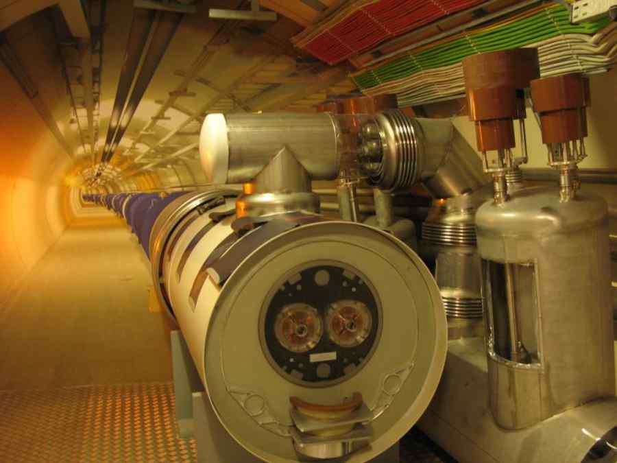 România, membru cu drepturi depline al Organizației Europene pentru Cercetare Nucleară