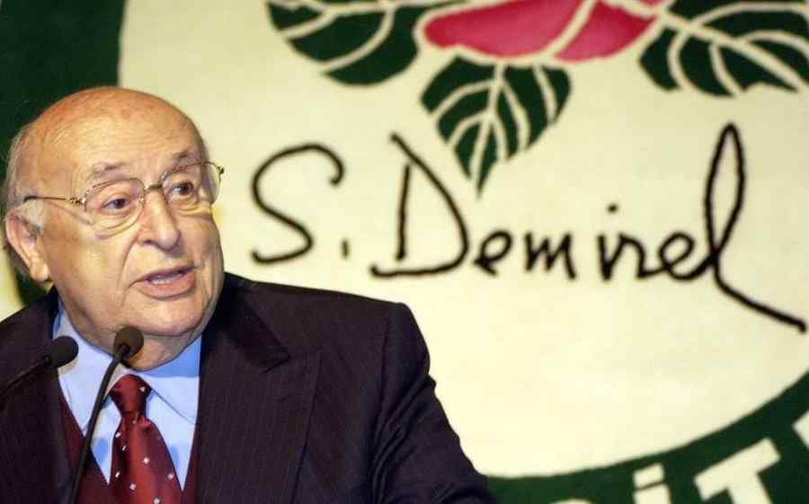 A murit Suleyman Demirel