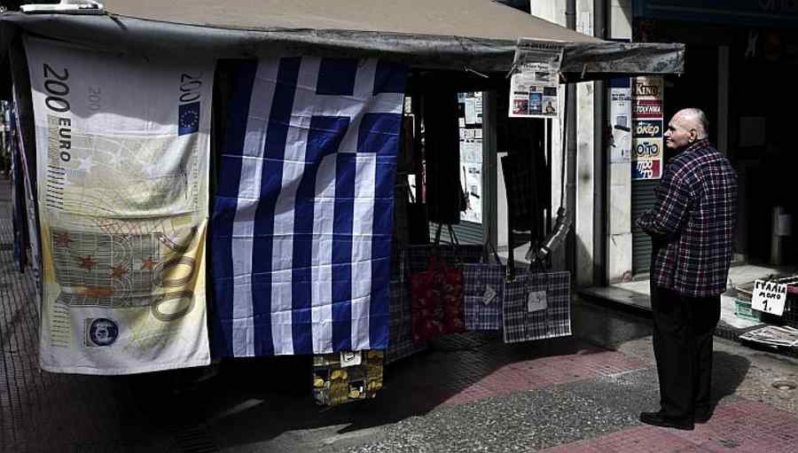 De ce nu cedează Grecia în faţa creditorilor