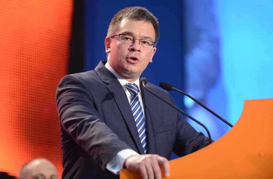 Mihai Răzvan Ungureanu, nominalizat la şefia SIE
