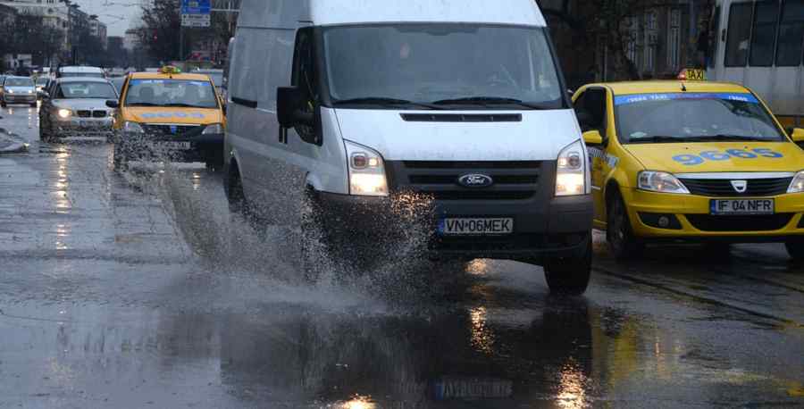 Codul galben de ploi, restrâns la 10 județe