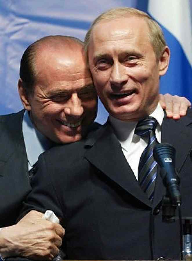 Putin şi Berlusconi, weekend împreună
