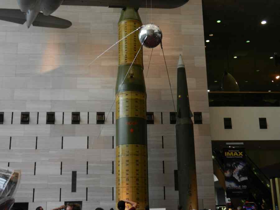 Către amenințarea cu ștergerea de pe fața pământului a capitatelor europene