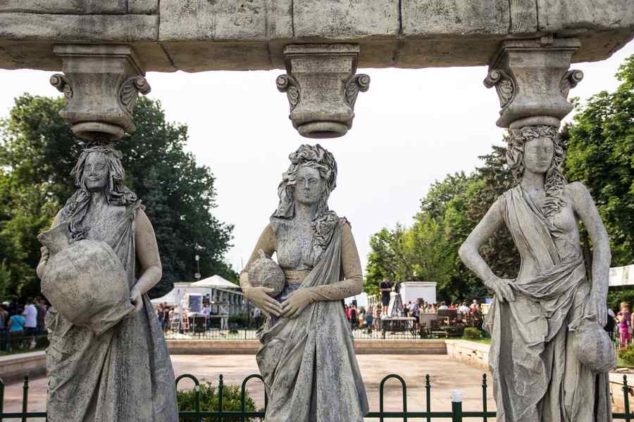 Premierele începutului de vară