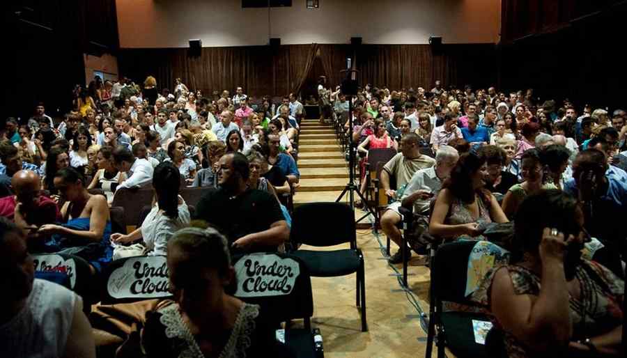 La Suceava debutează Festivalul Internaţional al Şcolilor de Teatru