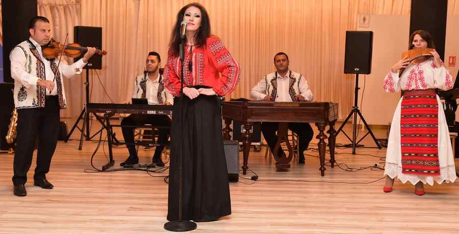 Andrei Racu Folkloric Band invitat la Akbank Sanat World Music Days