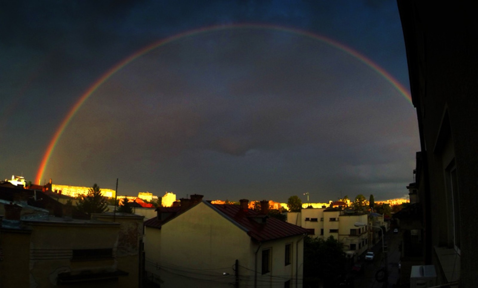 O petrecere de pomină cu fetească neagră și pampon