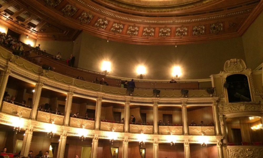 opera.v8ucae60g3