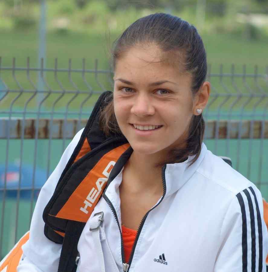 Andreea Mitu se bate cu a treia cehoaică în trei zile