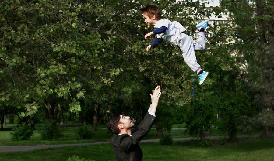 Copilul va putea cere personal respectarea drepturilor