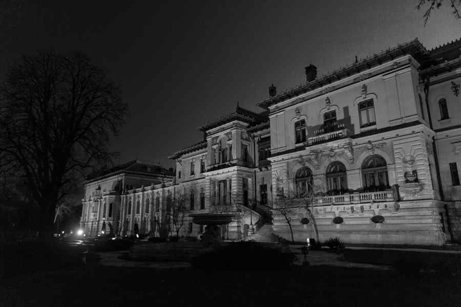 Iohannis vă invită la Muzeul Național Cotroceni