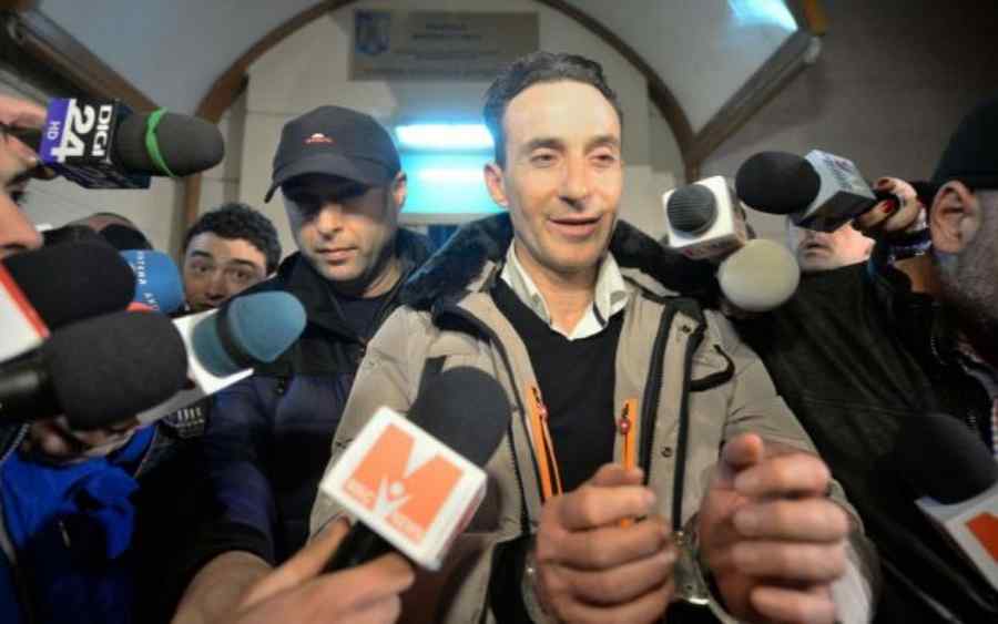 Ce fac Mazăre și Vanghelie în celulă