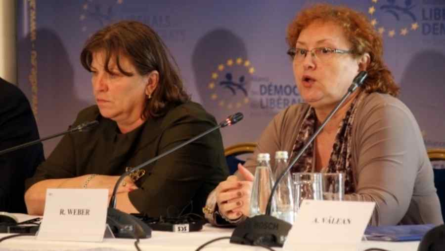 Renate Weber și Norica Nicolai, excluse din PNL