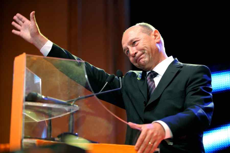 Băsescu jignește din nou un ziarist (Video)