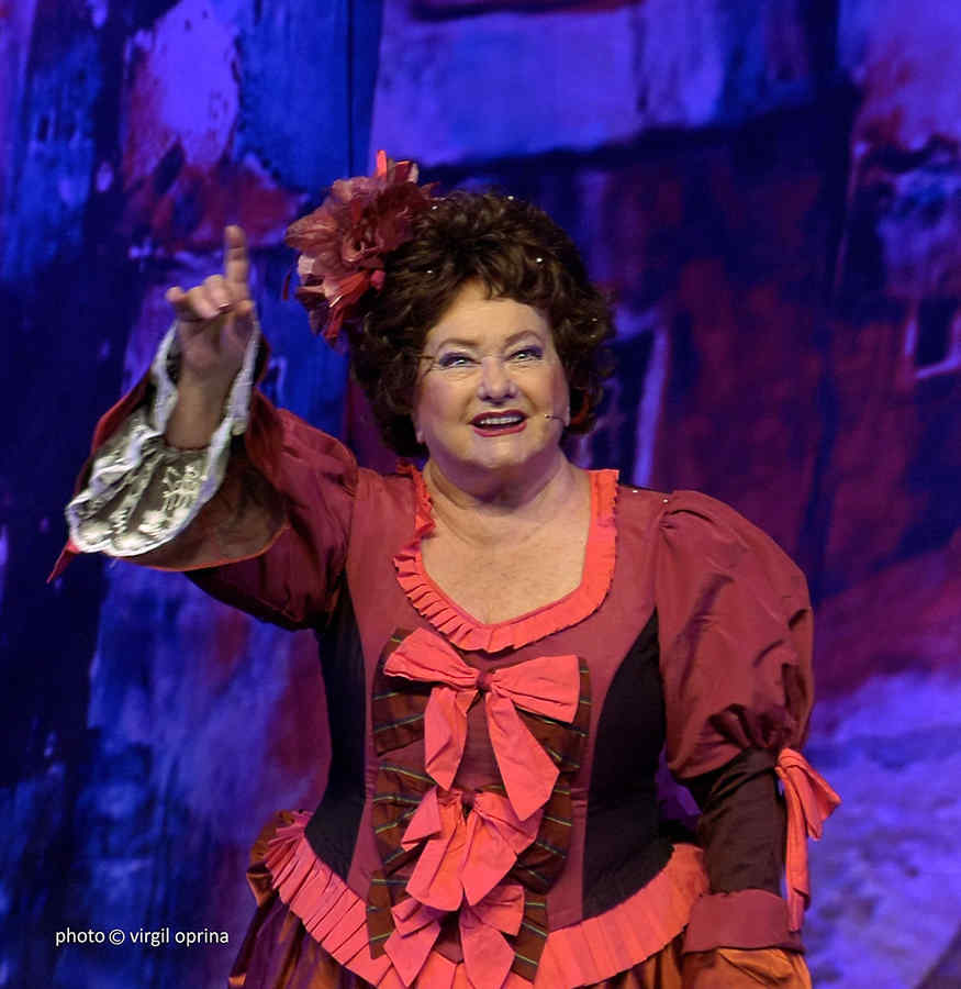 Ultimele aplauze pentru Stela Popescu