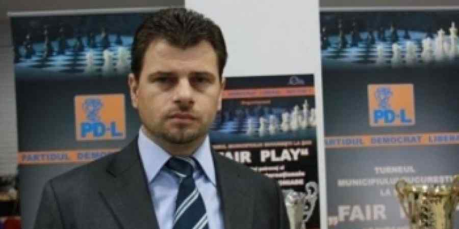 Nepotul lui Becali, reținut