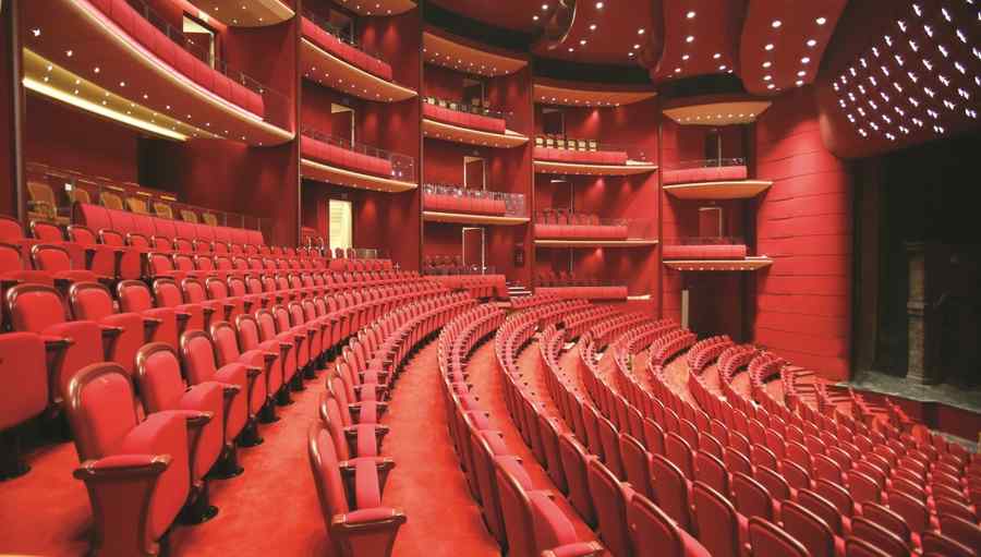 Sala Mare, un mărgăritar pe coroana Teatrului Naţional Bucureşti