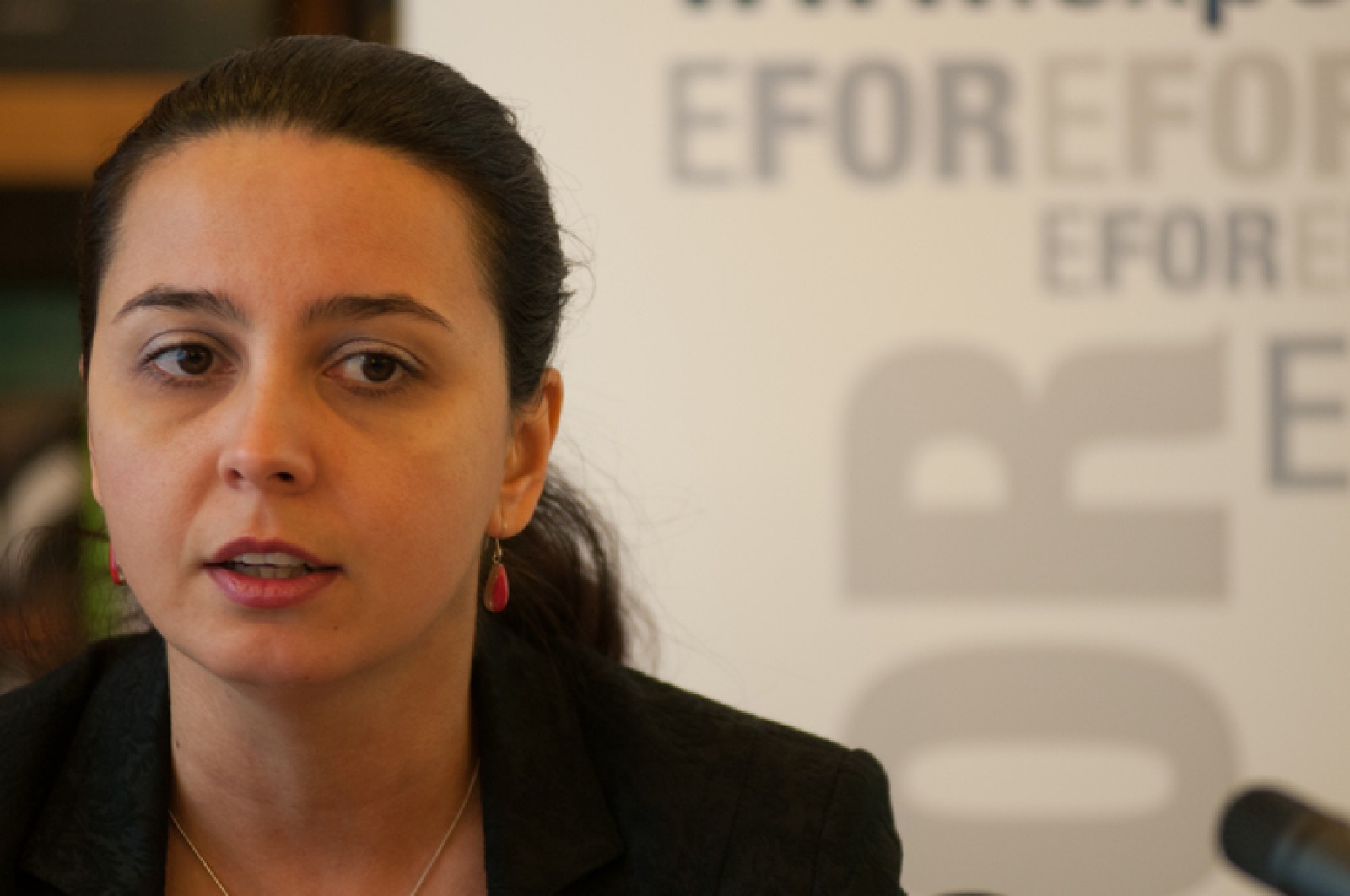 Laura Ştefan, cea mai curajoasă femeie din România