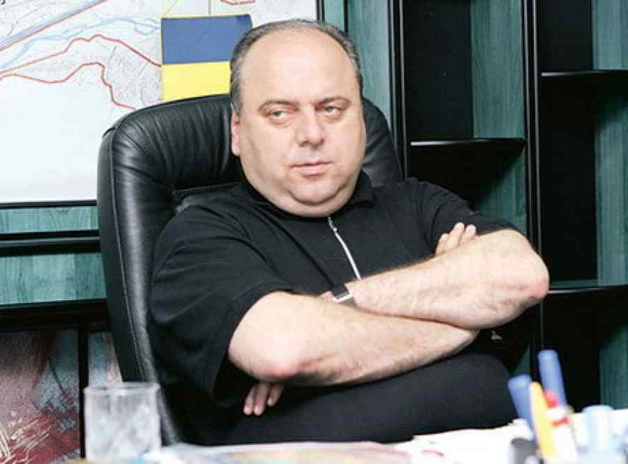 Cum a ajuns PINALTI să laude JUSTIŢIA