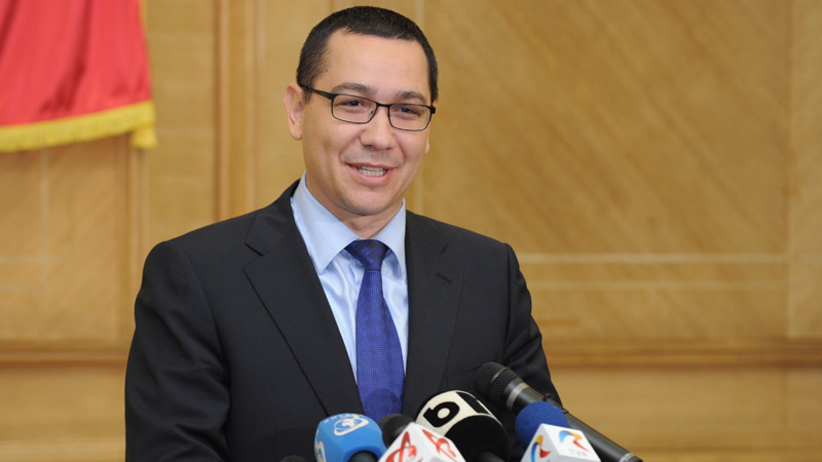 Ponta: Orice gâgă ştie că Tăriceanu nu e şeful Senatului
