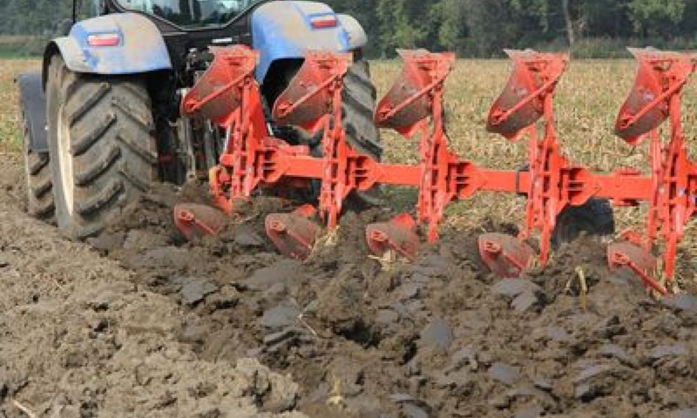 tractor.9amrweuxd2