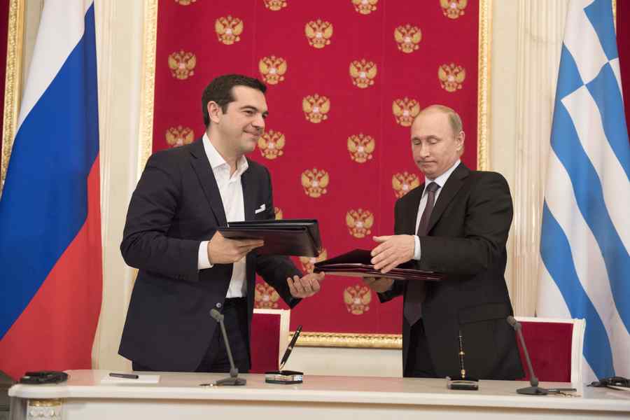 Europa blufează, Grecia mizează pe cartea Rusiei
