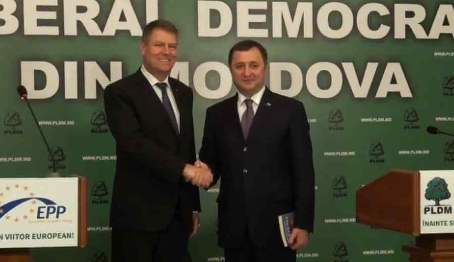 Vlad Filat îl laudă pe Iohannis