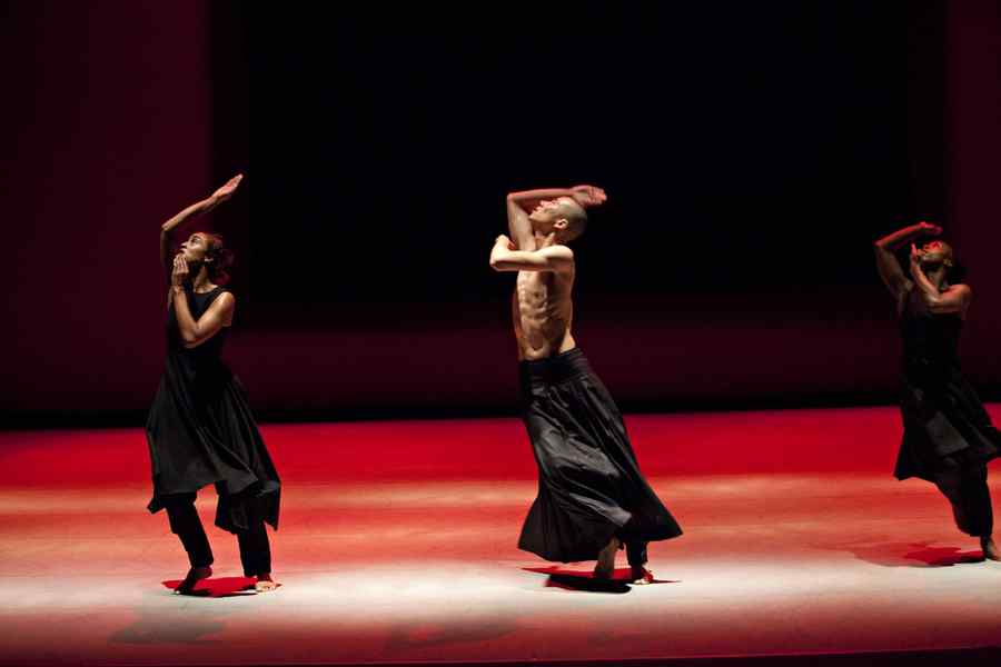 Kaash – „spectacolul care a zguduit lumea”