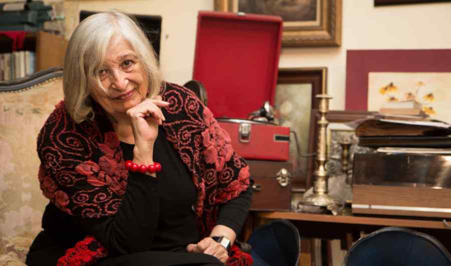 O întâlnire cu marea doamnă a poeziei româneşti. Nora Iuga, la Berlin