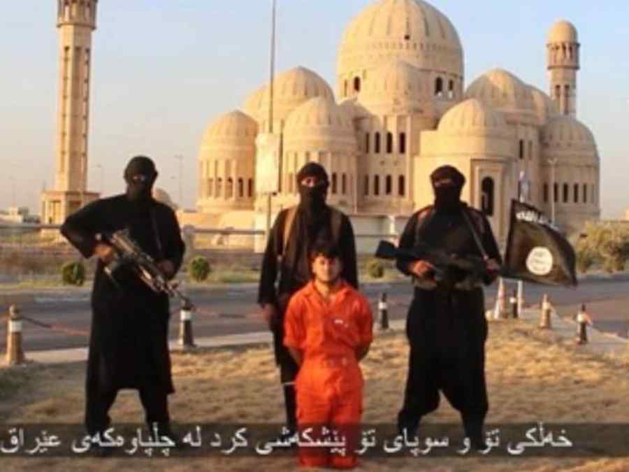 De ce un adolescent musulman nu a mai DECAPITAT un militar britanic