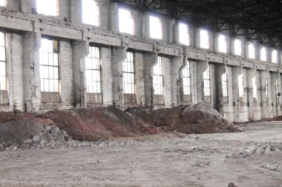 Oamenii premierului Ponta bombardează judeţul prin afaceri oneroase cu plumb