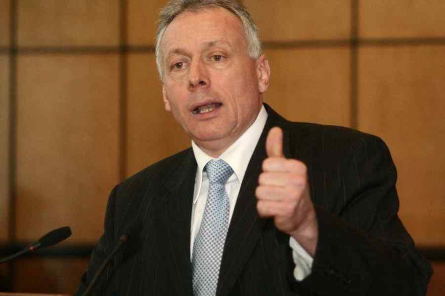 Cazul deputatului Borbely ar putea fi discutat marţi în comisia juridică