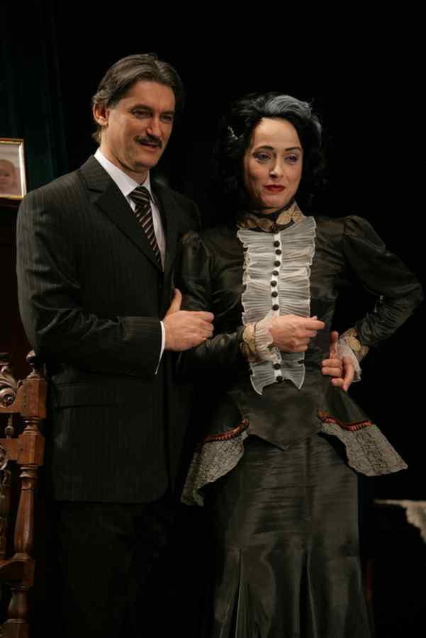 A venit primăvara! Veniţi la Teatru!