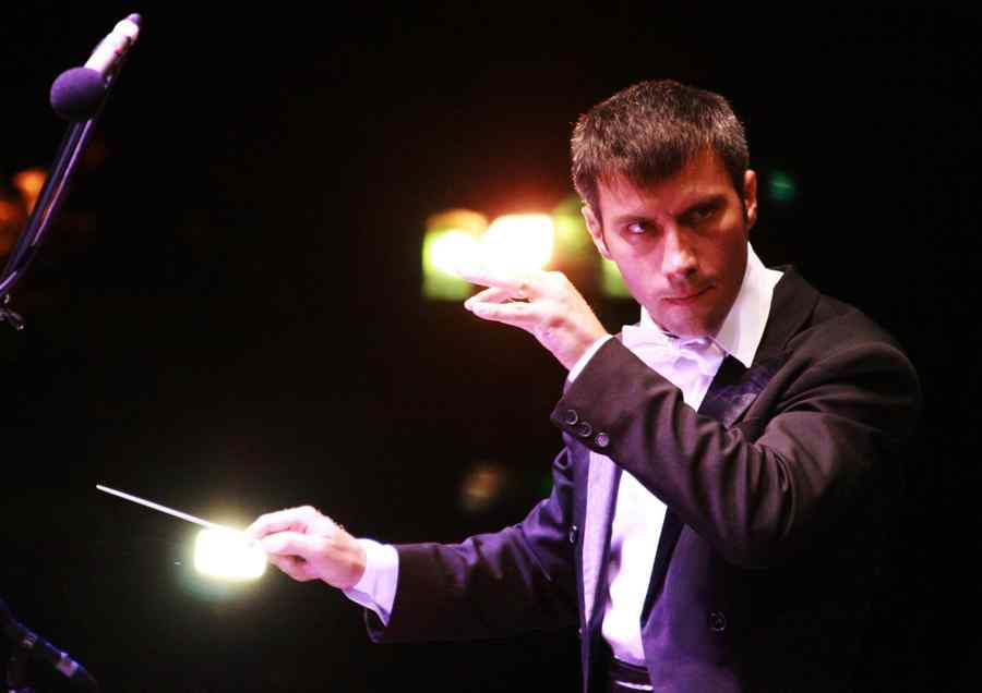 Dirijorul Tiberiu Soare, decorat cu Ordinul Coroana României