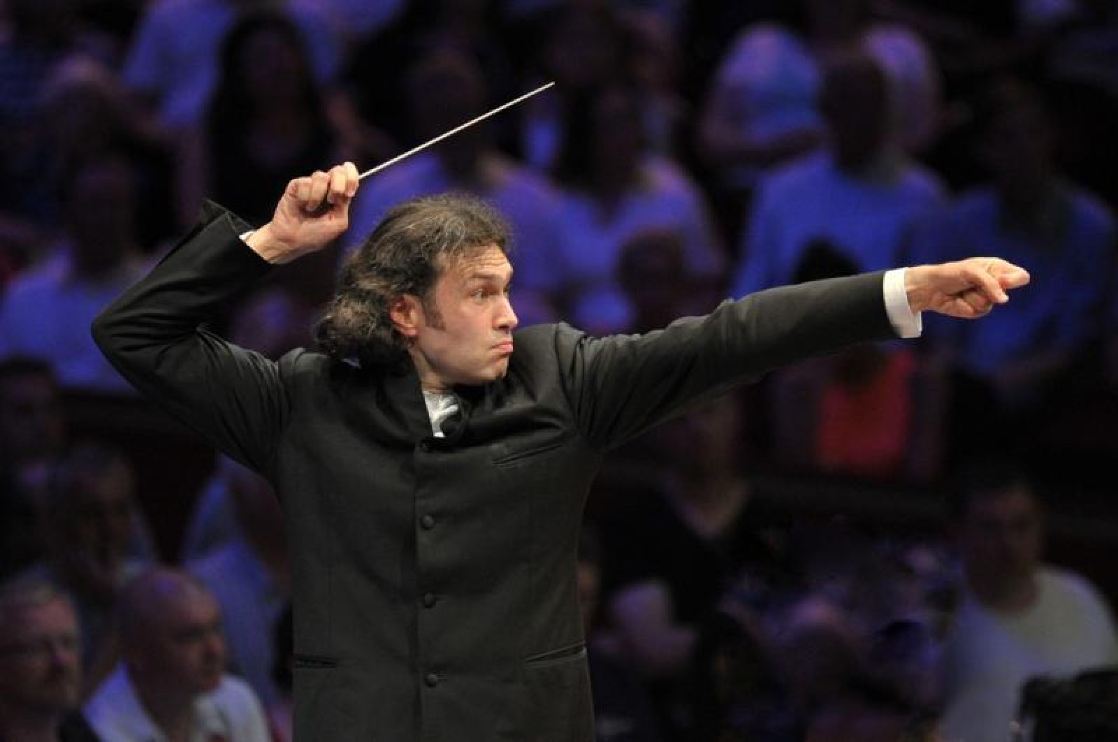 Standing ovations pentru Simfonia a III-a de George Enescu la Royal Festival Hall din Londra