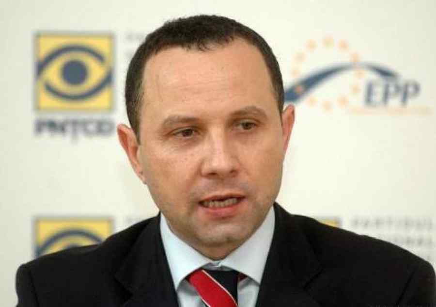 Pavelescu și   Băsescu au discutat despre continuarea proiectului…