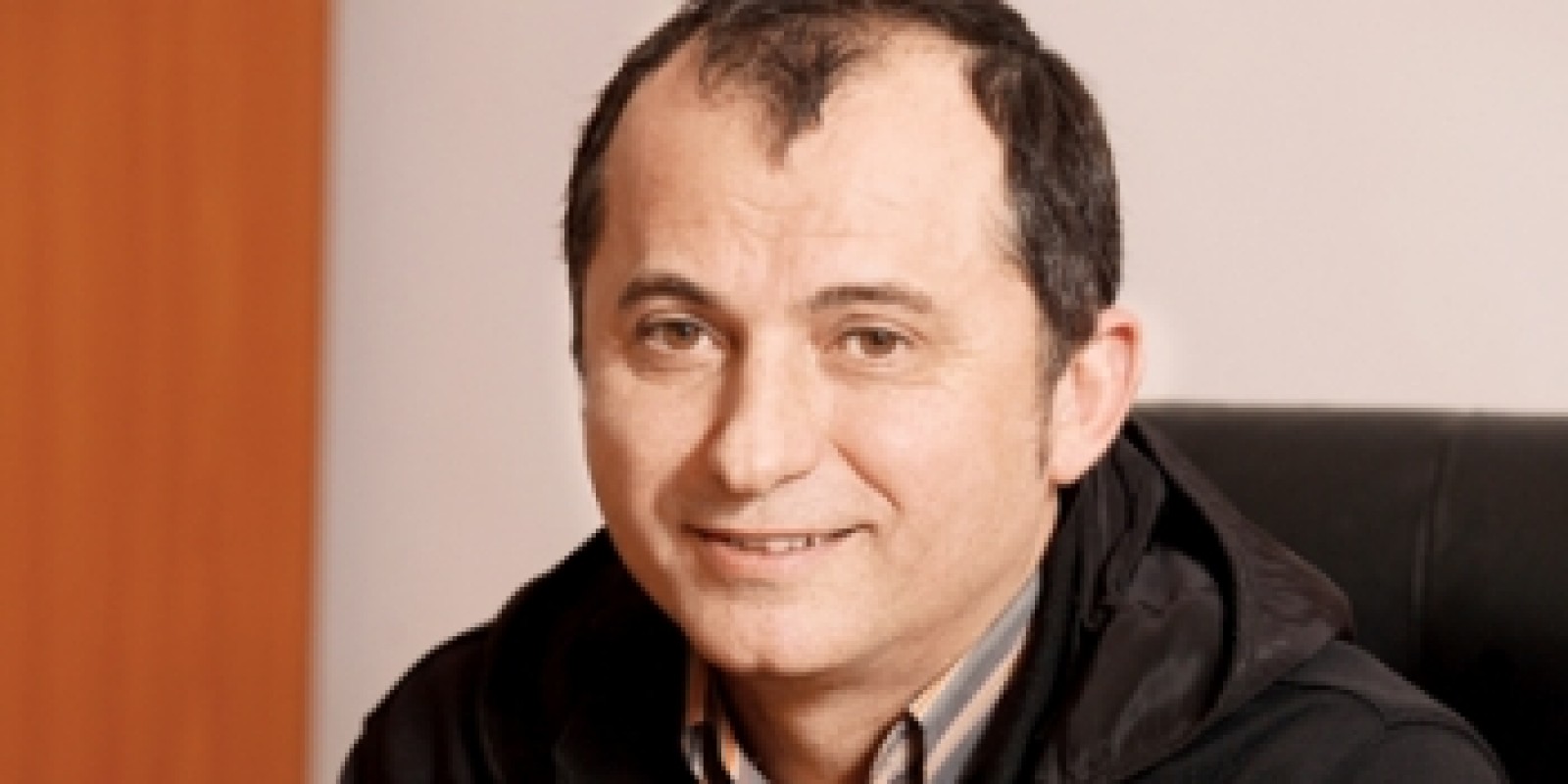 Autopsia confirmă sinuciderea milionarului român în avion