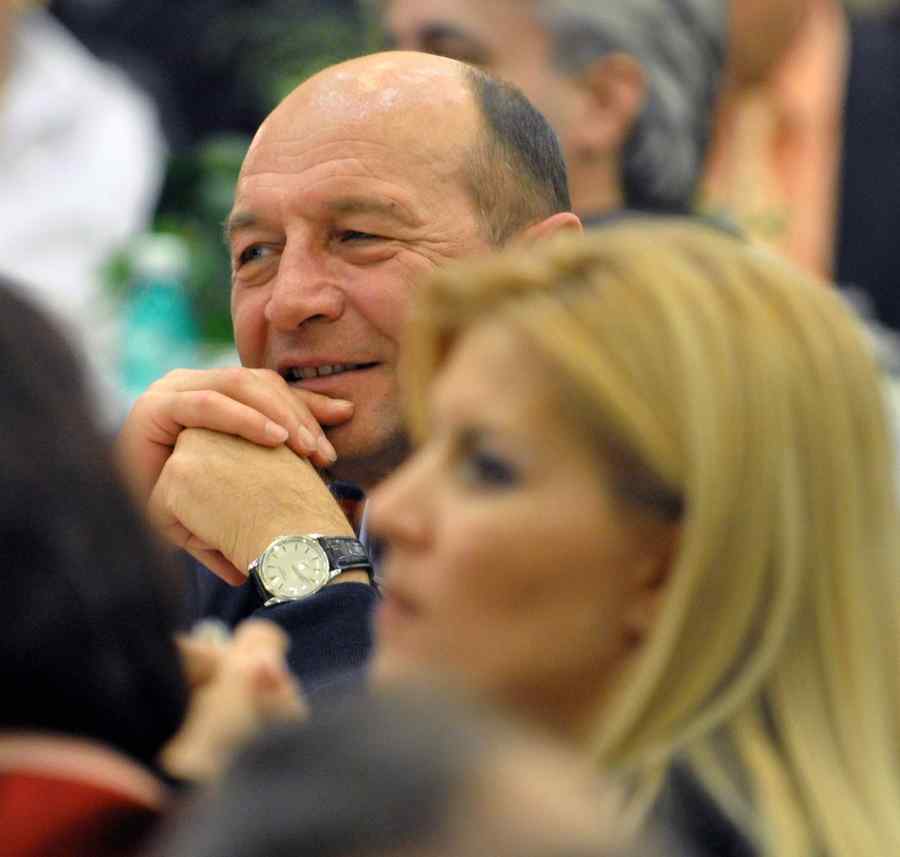 Băsescu T. vorbește despre Udrea E:  ”Un om care nu minte, nu am auzit să ia bani”