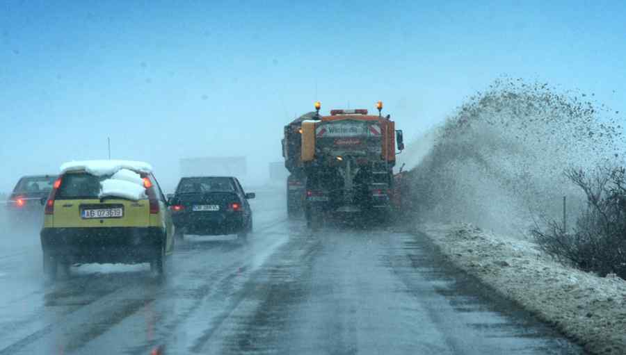 Traficul rutier pe DN1 Bucureşti – Braşov se desfăşoară cu dificultate